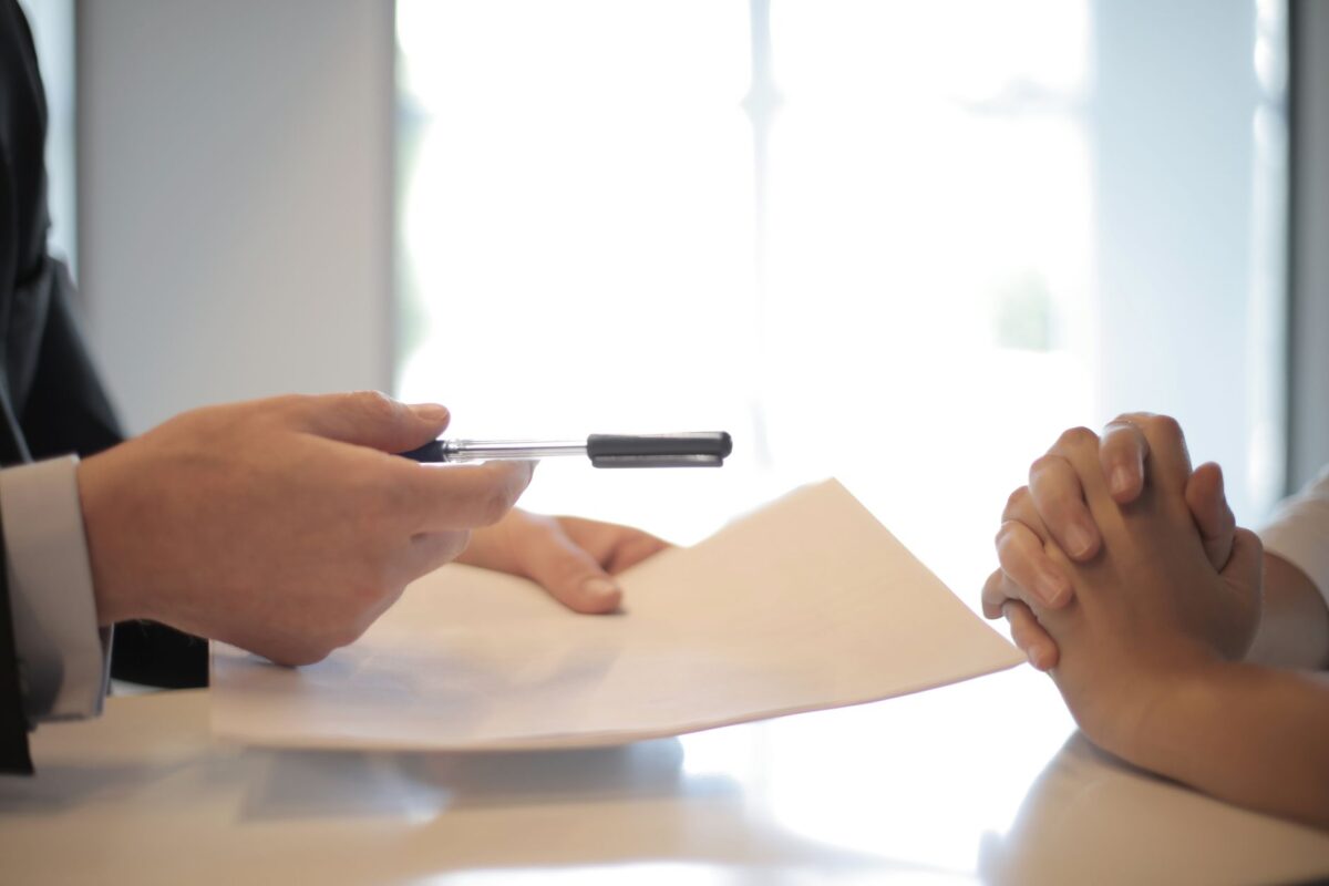 entretien assurance démarches administratives après